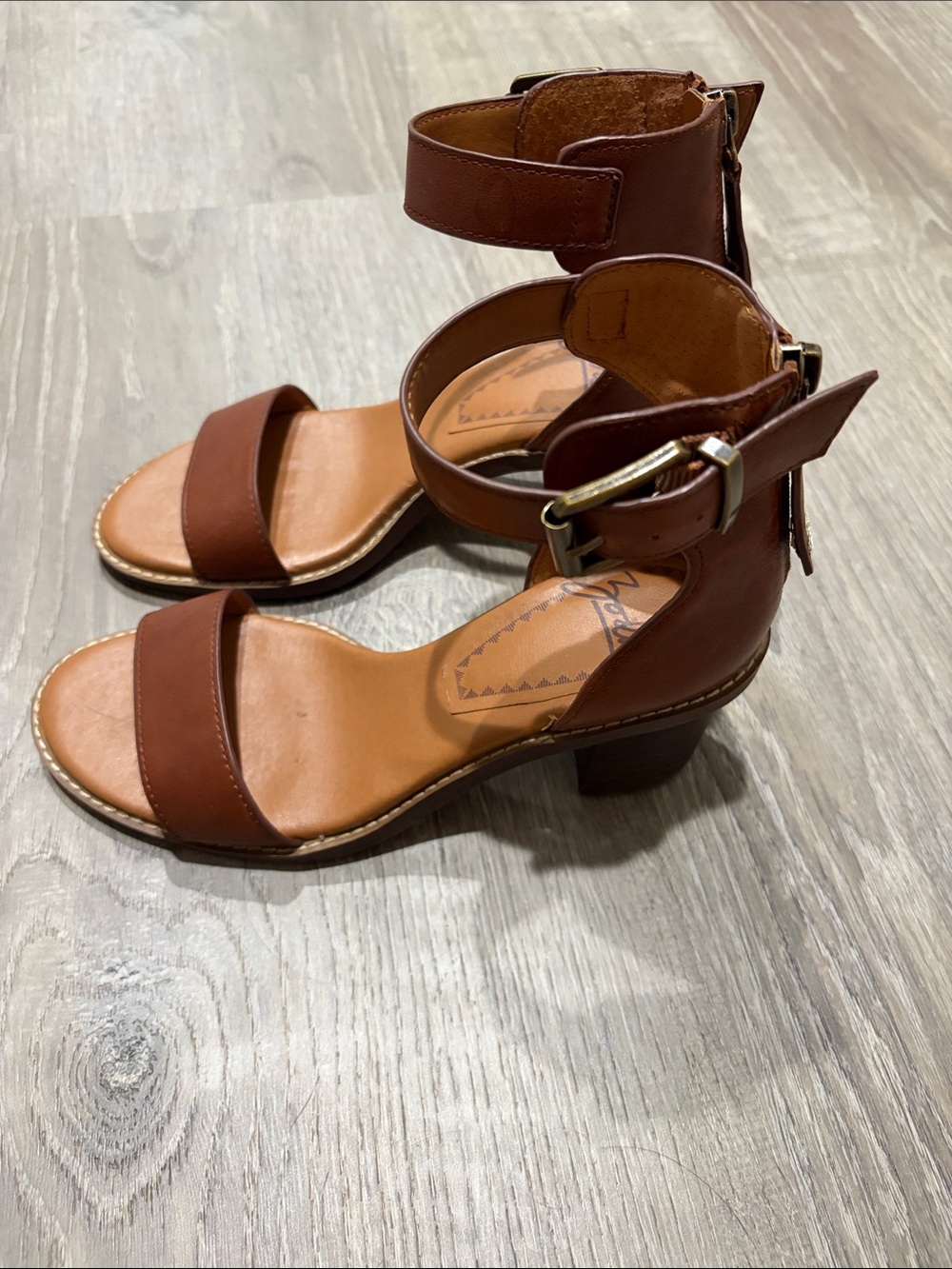 Zodiac Women's Brown Ankle-Strap Block Heel Sandals